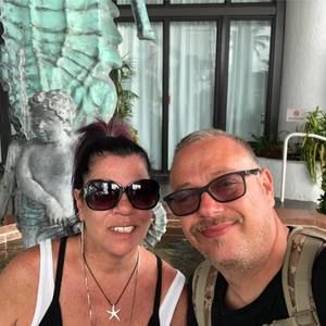 Meet your Posher, Lou